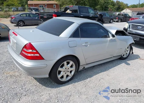 2004 Mercedes-Benz Slk 230 Kompressor из США, поврежденный, VIN WDBKK49F74F297867